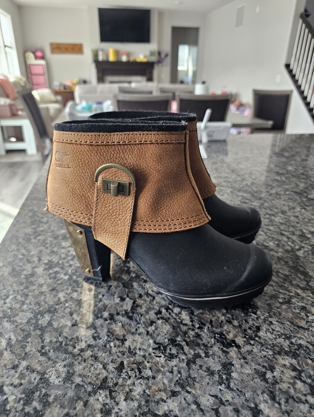 Sorel Medina II Heeled Rain Boot - Picture 6 of 9